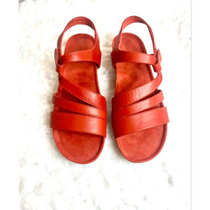 BareTraps Janus Red Faux Leather Strappy Sandals Women Size 9M